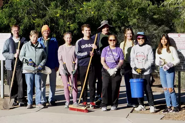 Desert Rivers Hummingbird Volunteers. Thank You!